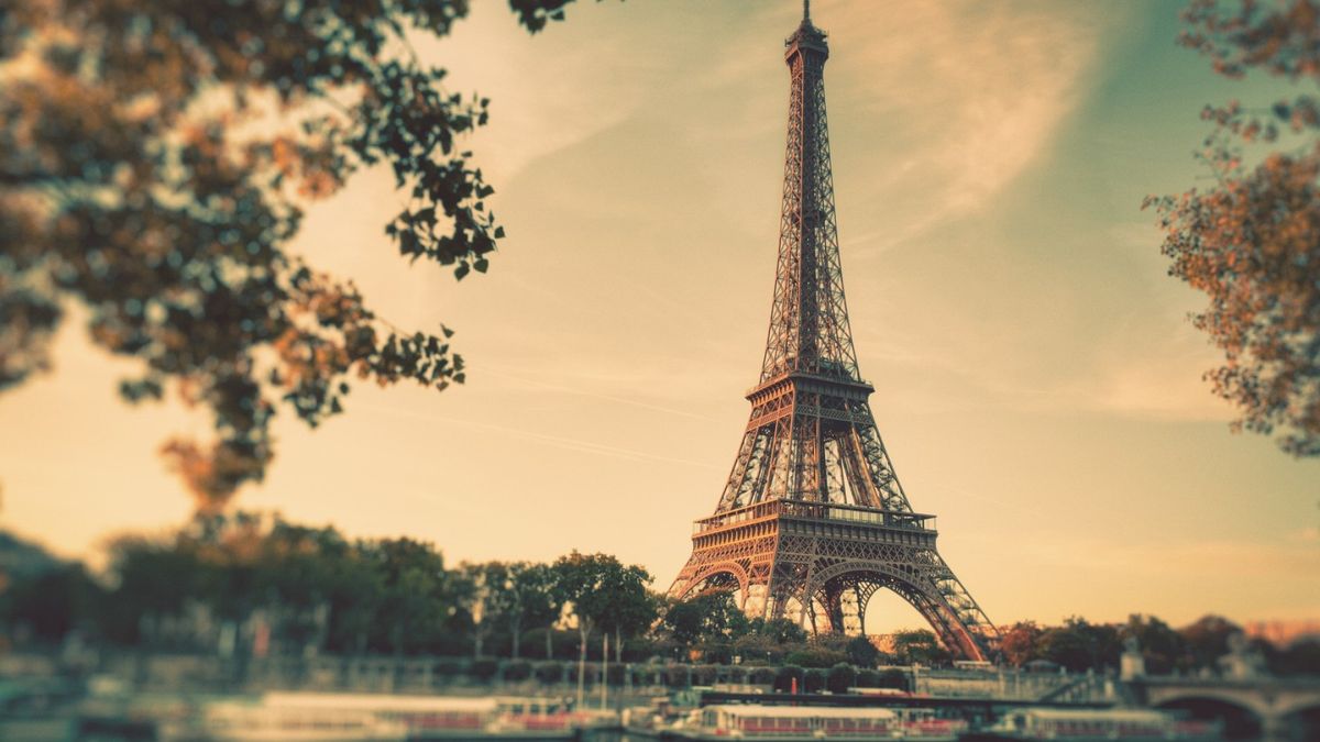 Eiffel Tower